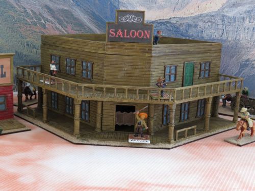 Saloon (28mm)